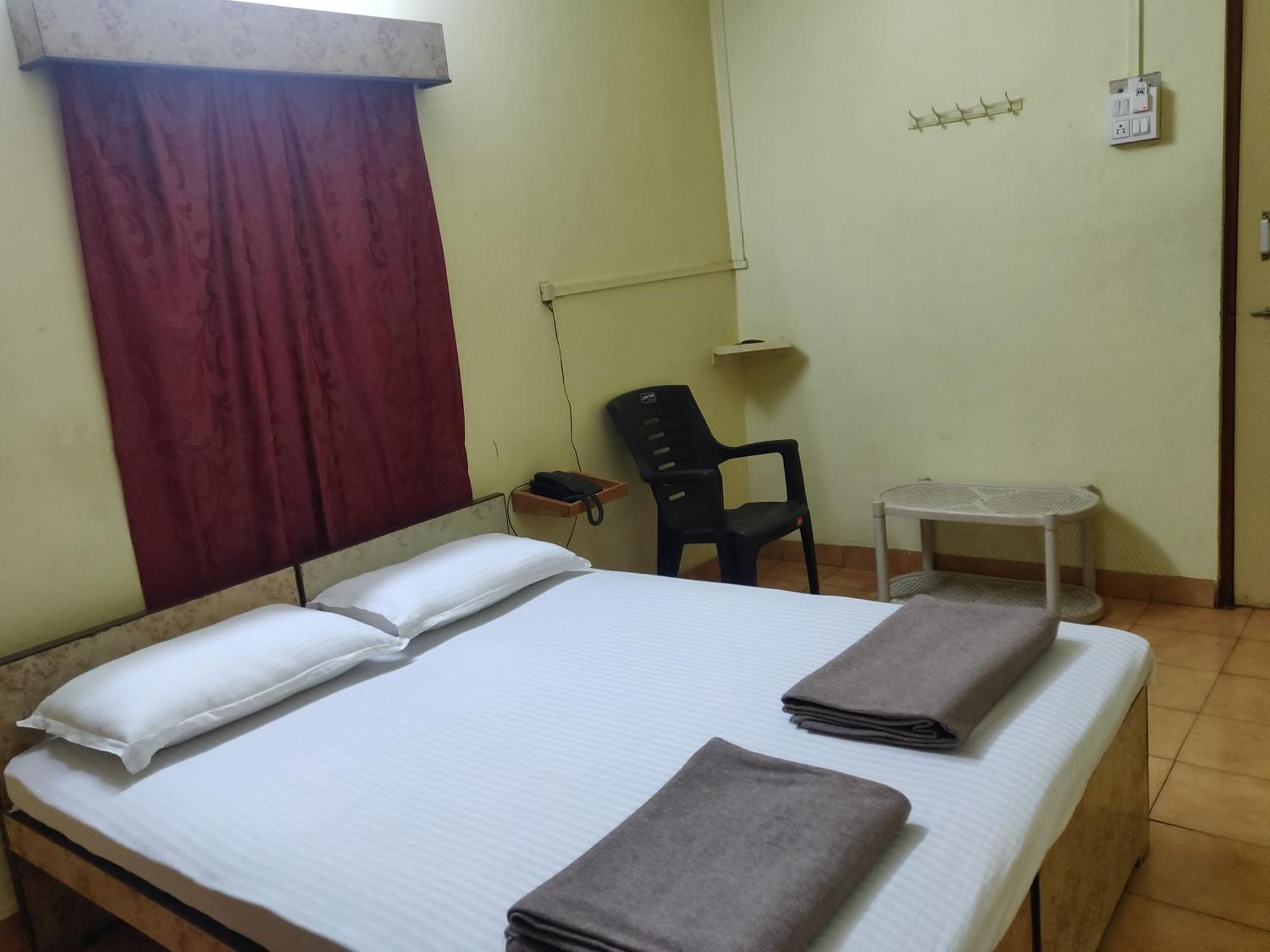 Shraddha Lodge Ratnāgiri Dış mekan fotoğraf